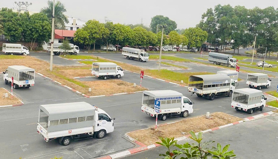 hoc-bang-lai-xe-hang-c