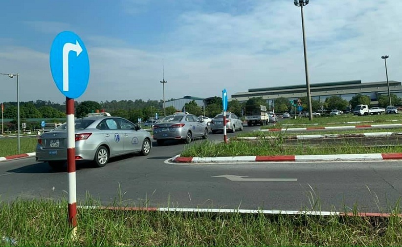 thi-bang-lai-xe-o-to-b2-co-de-khong